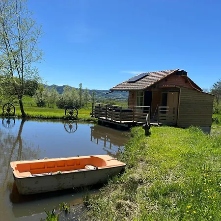 Cabane Au Bord D'Un Etang Saint-Pierre-Eynac Exterior photo